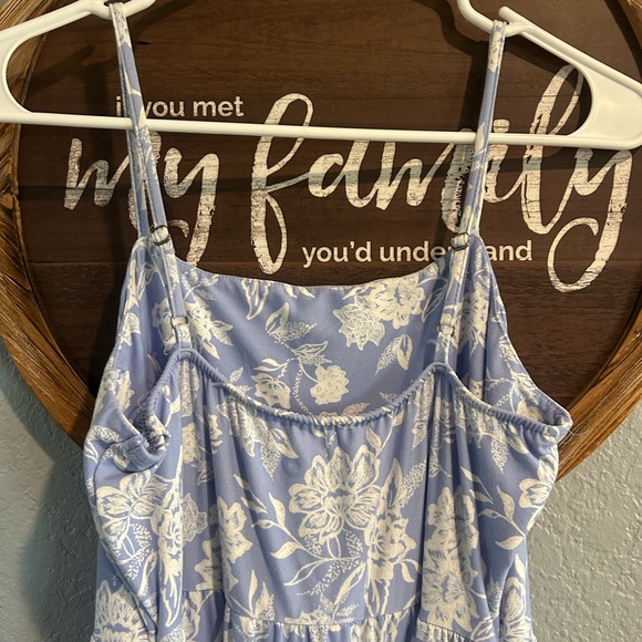 So Dresses Blue Floral Tiered Maxi Dress | Spaghetti Strap | Size Medium - Picture 6 of 7